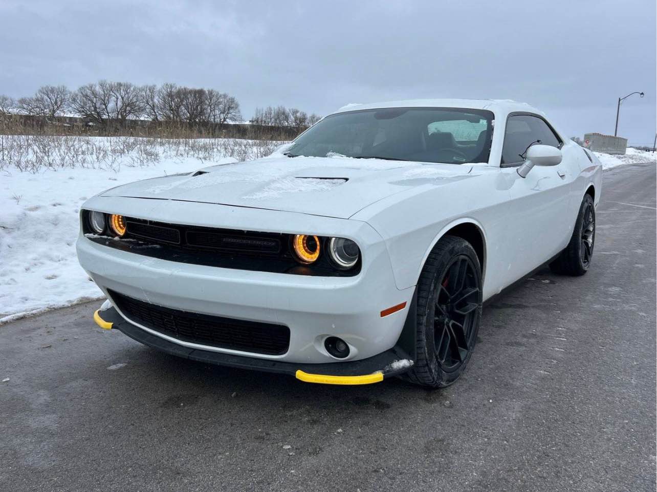DODGE CHALLENGER SXT PREMIUM